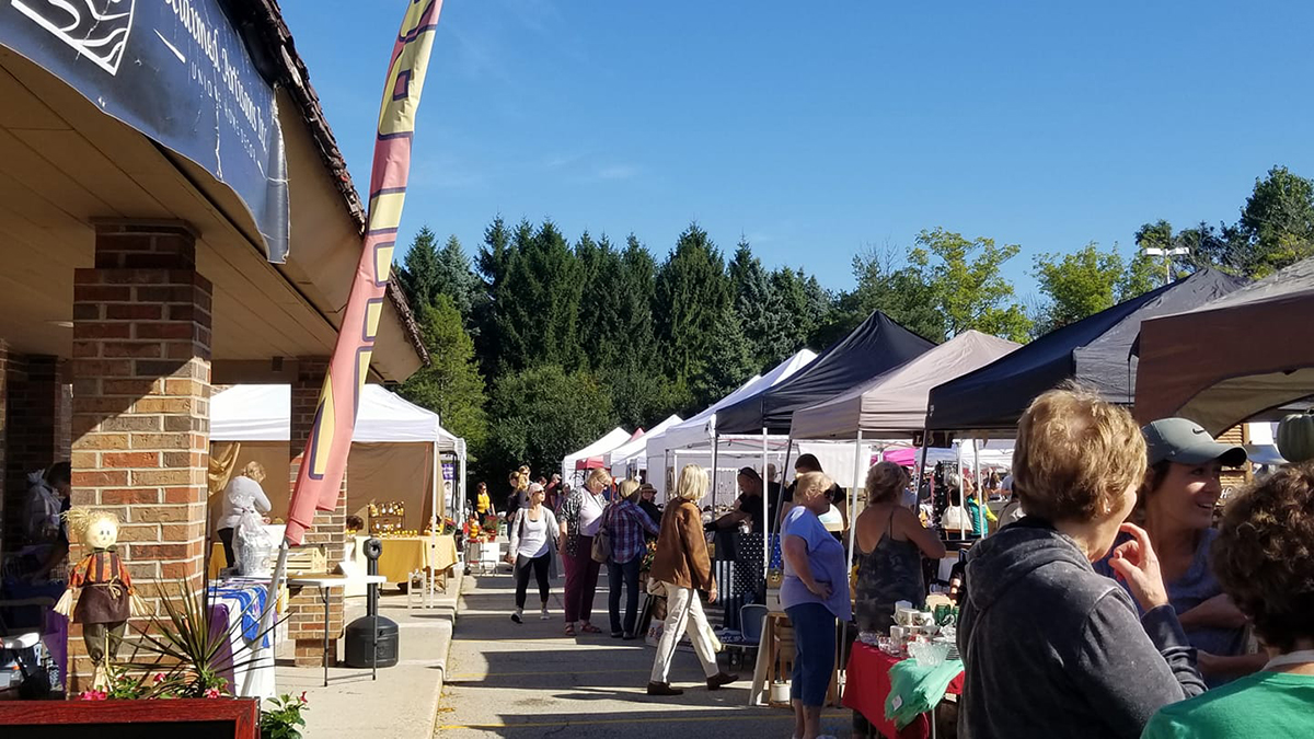 Spring Outdoor Vintage Market at Reclaimed Artisans